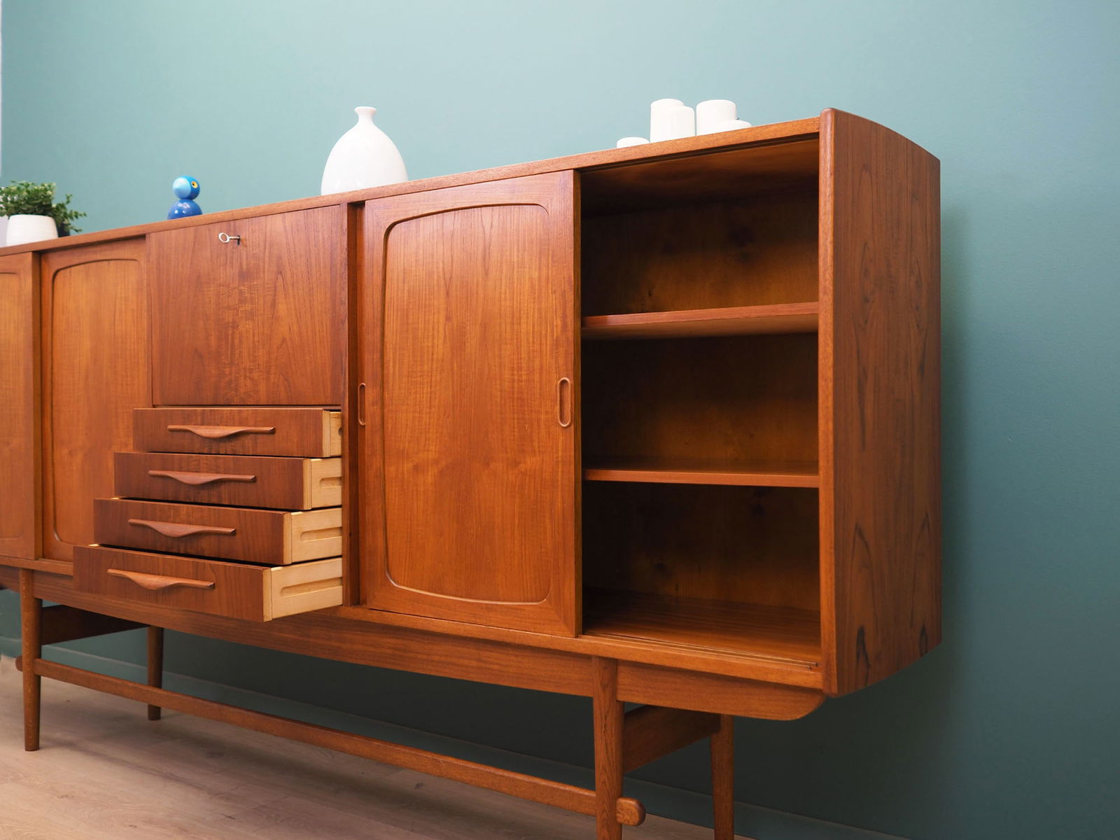 Vintage Danish Teak Highboard, 1960s - 5