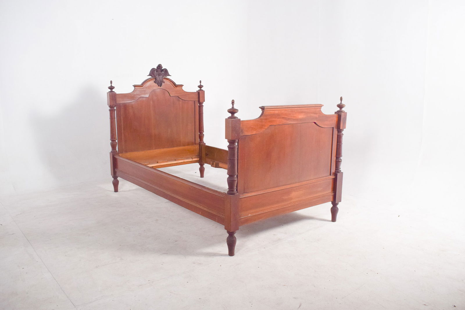 Portuguese Light Wood Single Bed, 1940 - 2