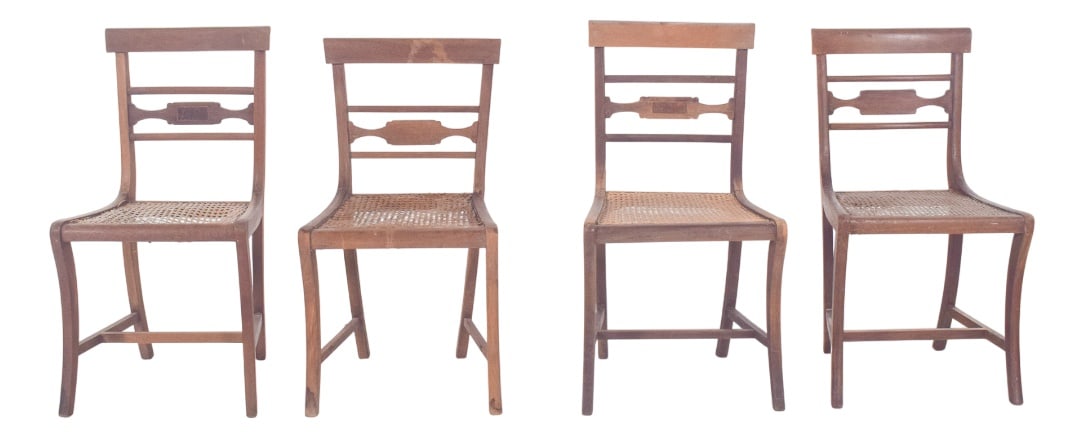 Antique Chairs with Straw Bottoms, 1890s, Set of 4: Four chairs with straw backs. Handmade, with lines inspired by the Empire style, characterised by the sobriety and elegance of the shapes. The backs have horizontal crossbars, with the centre one cut