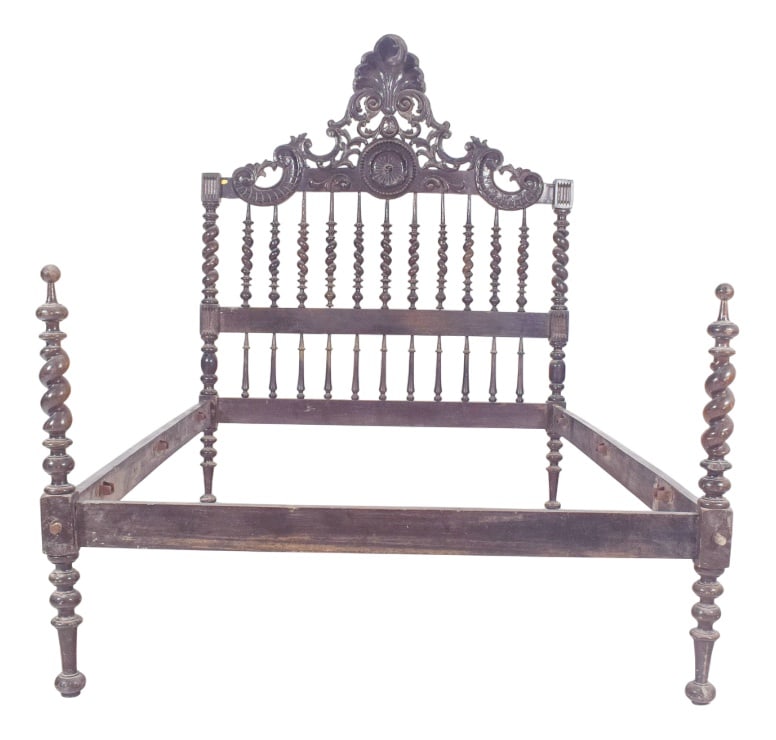 Portuguese Carved and Turned Double Bed, 1910 (1 of 9)