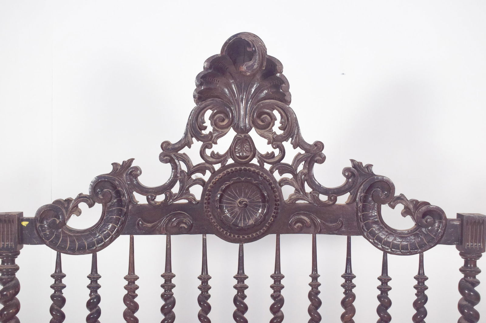 Portuguese Carved and Turned Double Bed, 1910 - 3