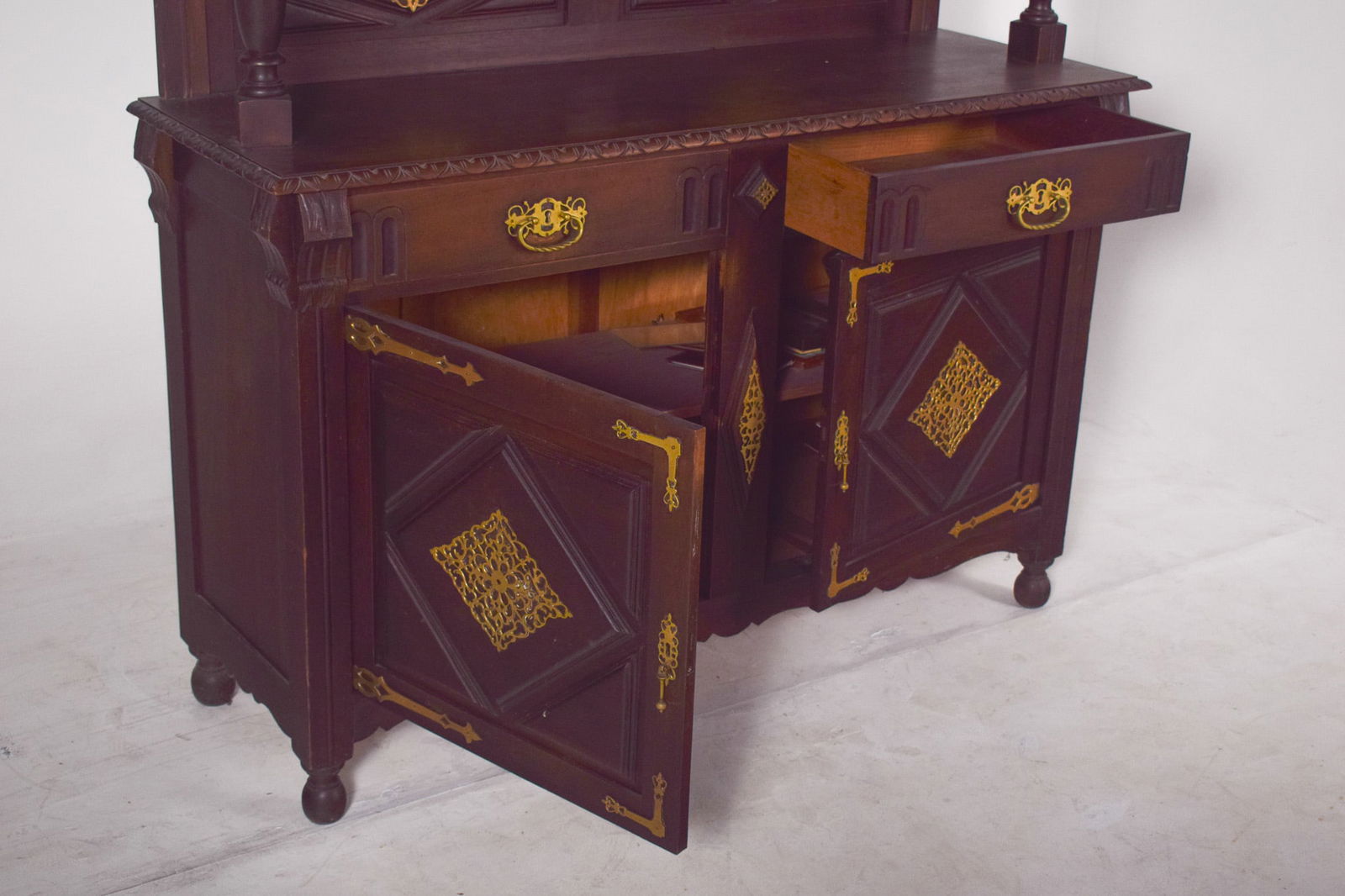 Antique Dutch Cabinet with Brass Fittings, 1800s - 4