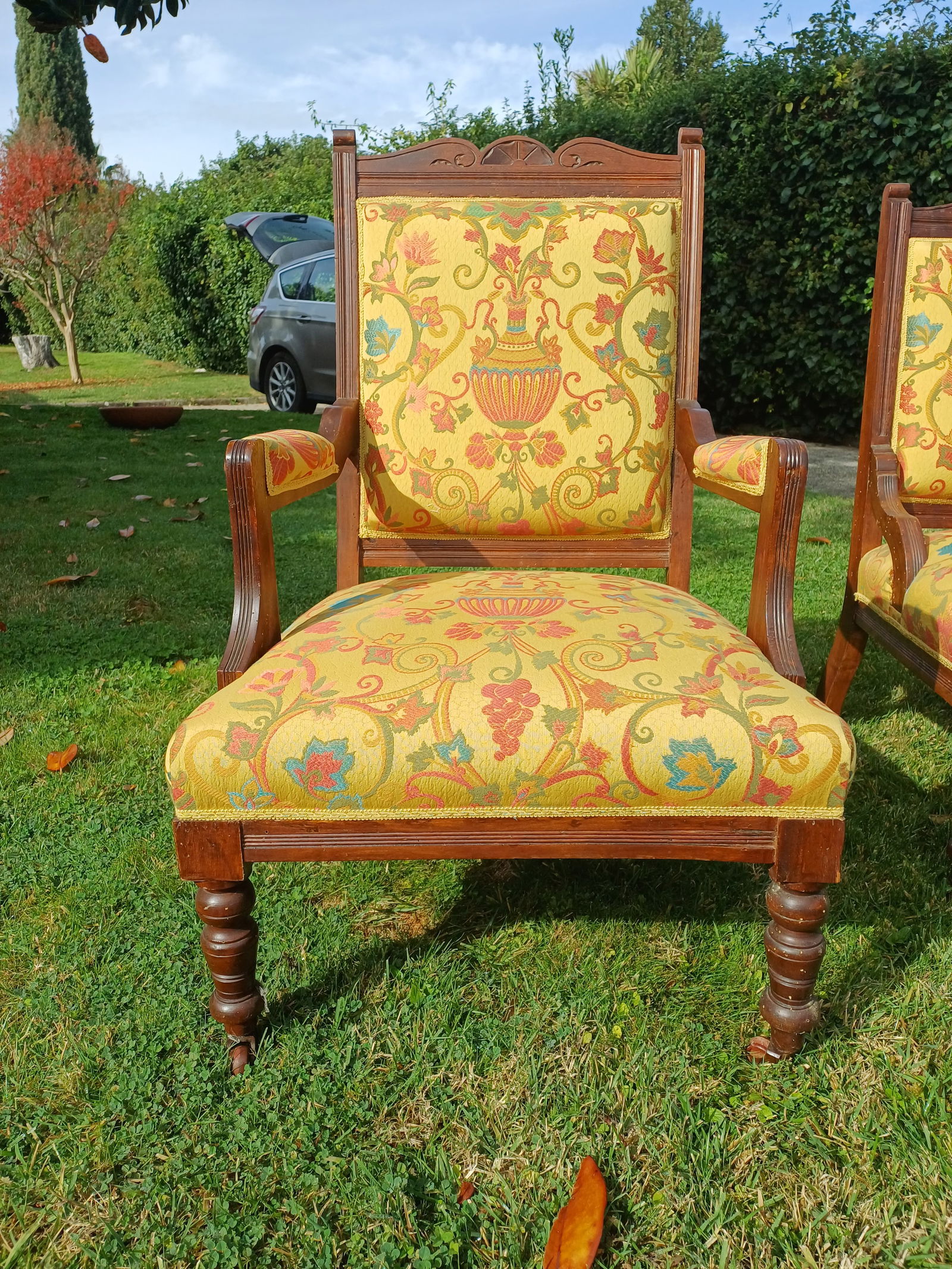 Walnut Armchairs with Silk Upholstery, 1830, Set of 2 - 11