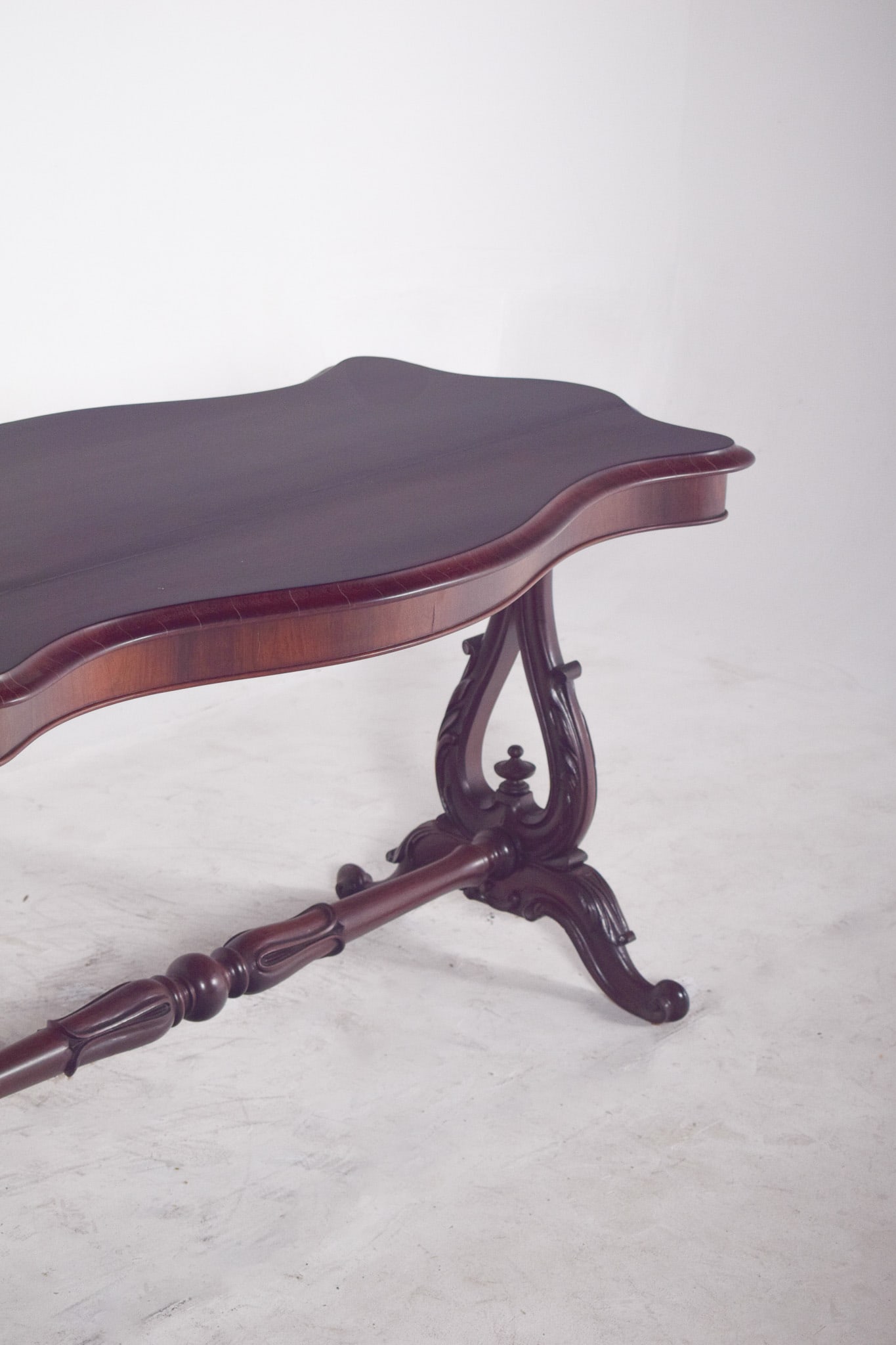 English Victorian Coffee Table in Rosewood, 1890s - 3