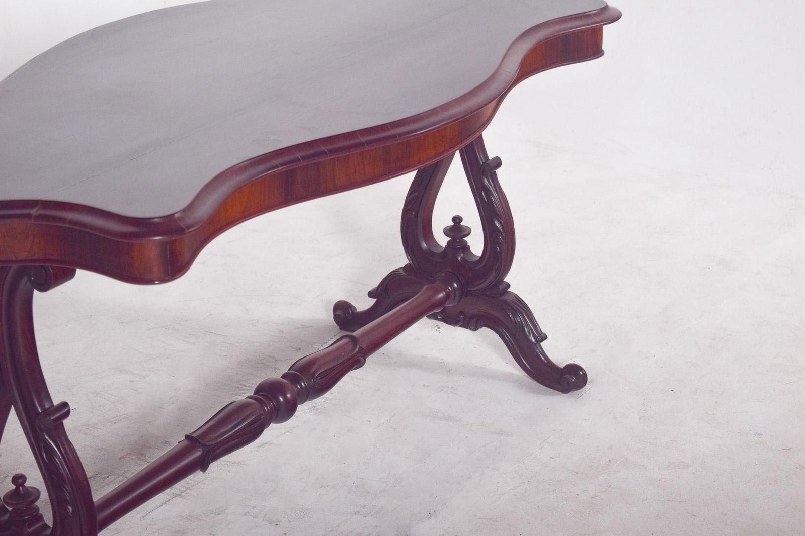 English Victorian Coffee Table in Rosewood, 1890s - 6