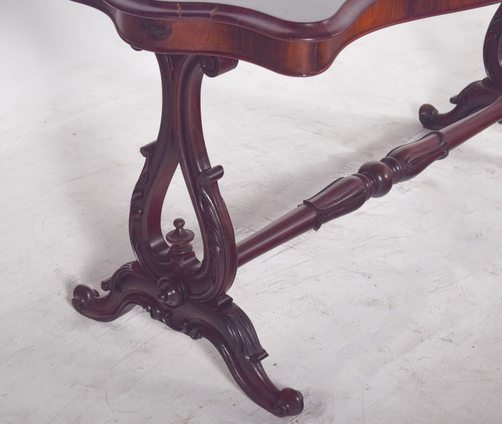 English Victorian Coffee Table in Rosewood, 1890s - 7