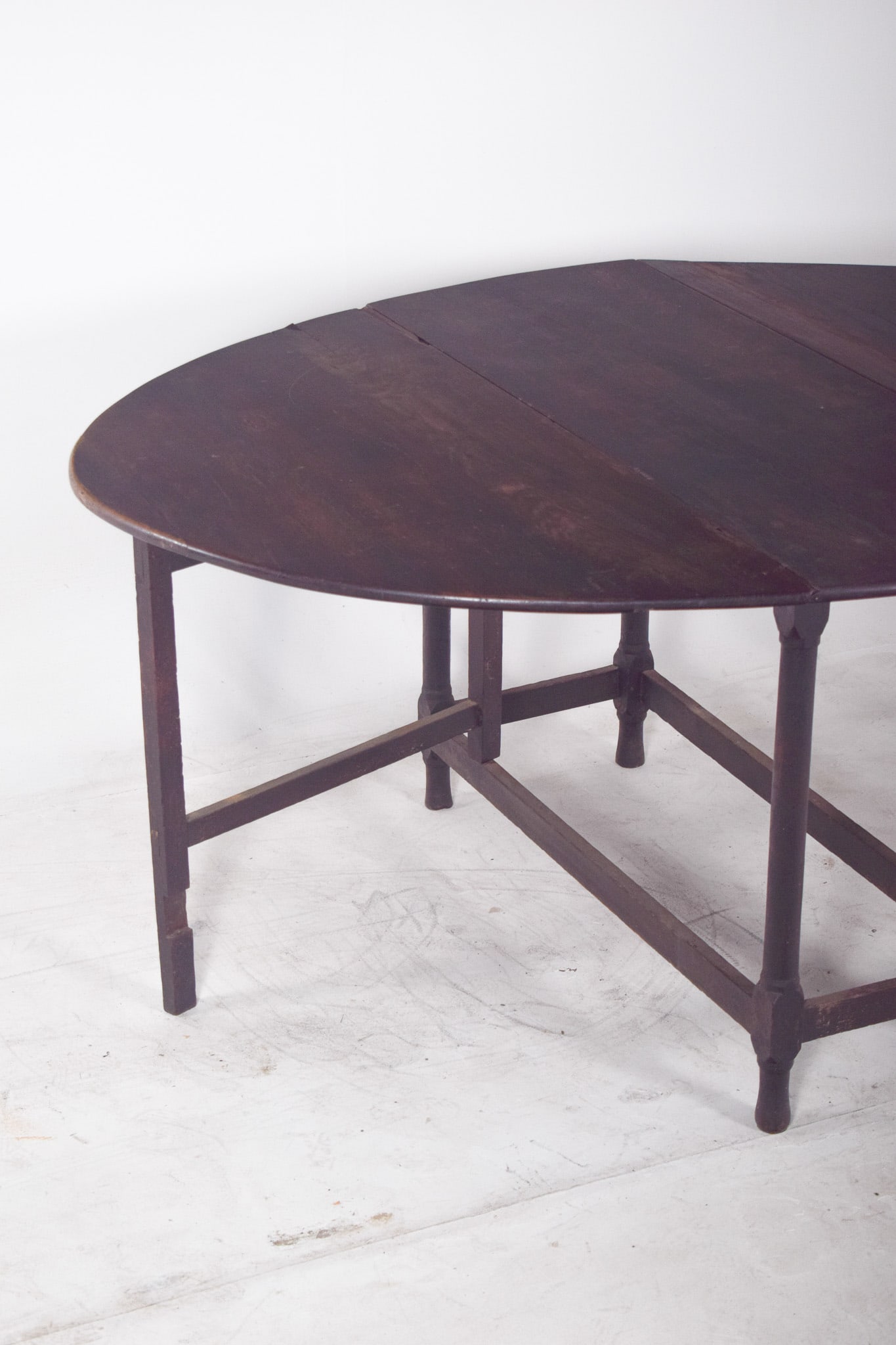 Vintage Portuguese Flip Flap Oval-Top Table, 1920s - 9