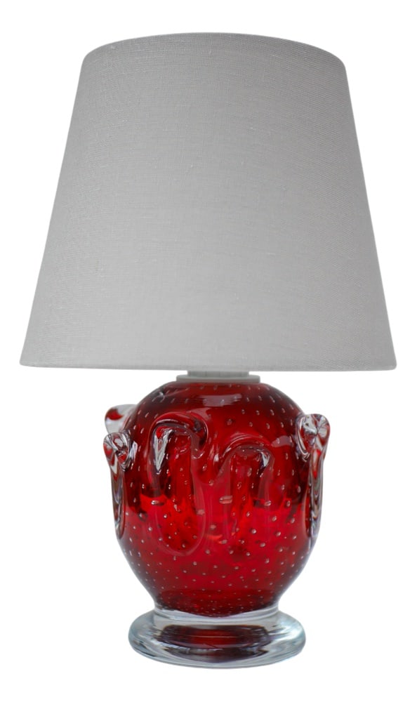 Red Crystal Glass Lamp by Börne Augustsson for Åseda: A stunning bright red mid-century modern crystal lamp made by the talented Börne Augustsson for Åseda, Sweden during the 50s. The shape is very biomorphic and the color is equally amazing re