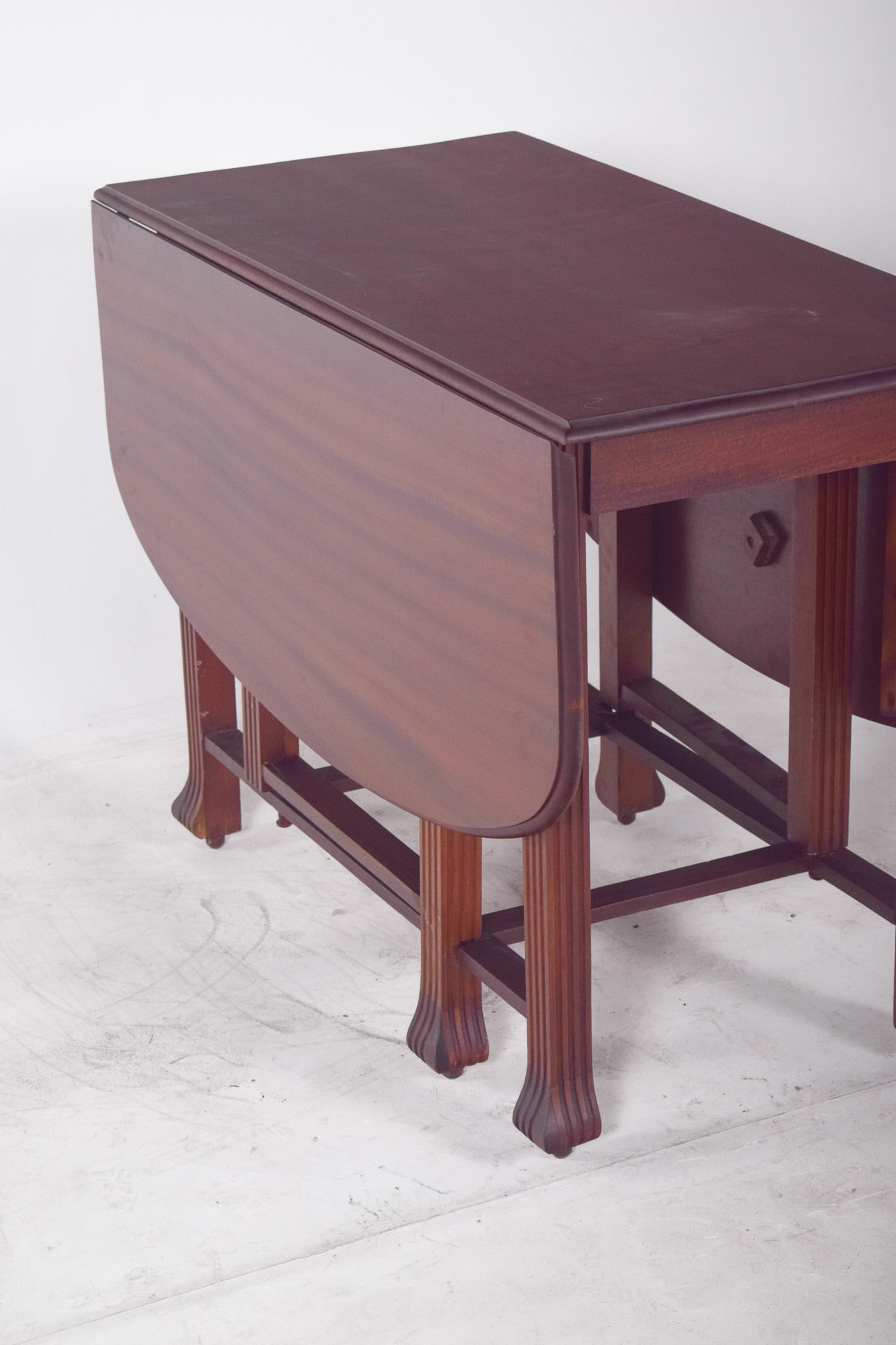 Antique European Flip Flap Oval-Top Table - 3