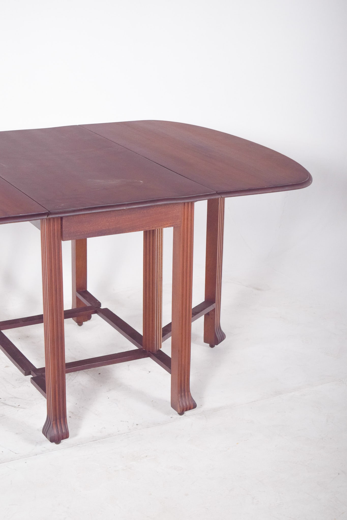 Antique European Flip Flap Oval-Top Table - 9