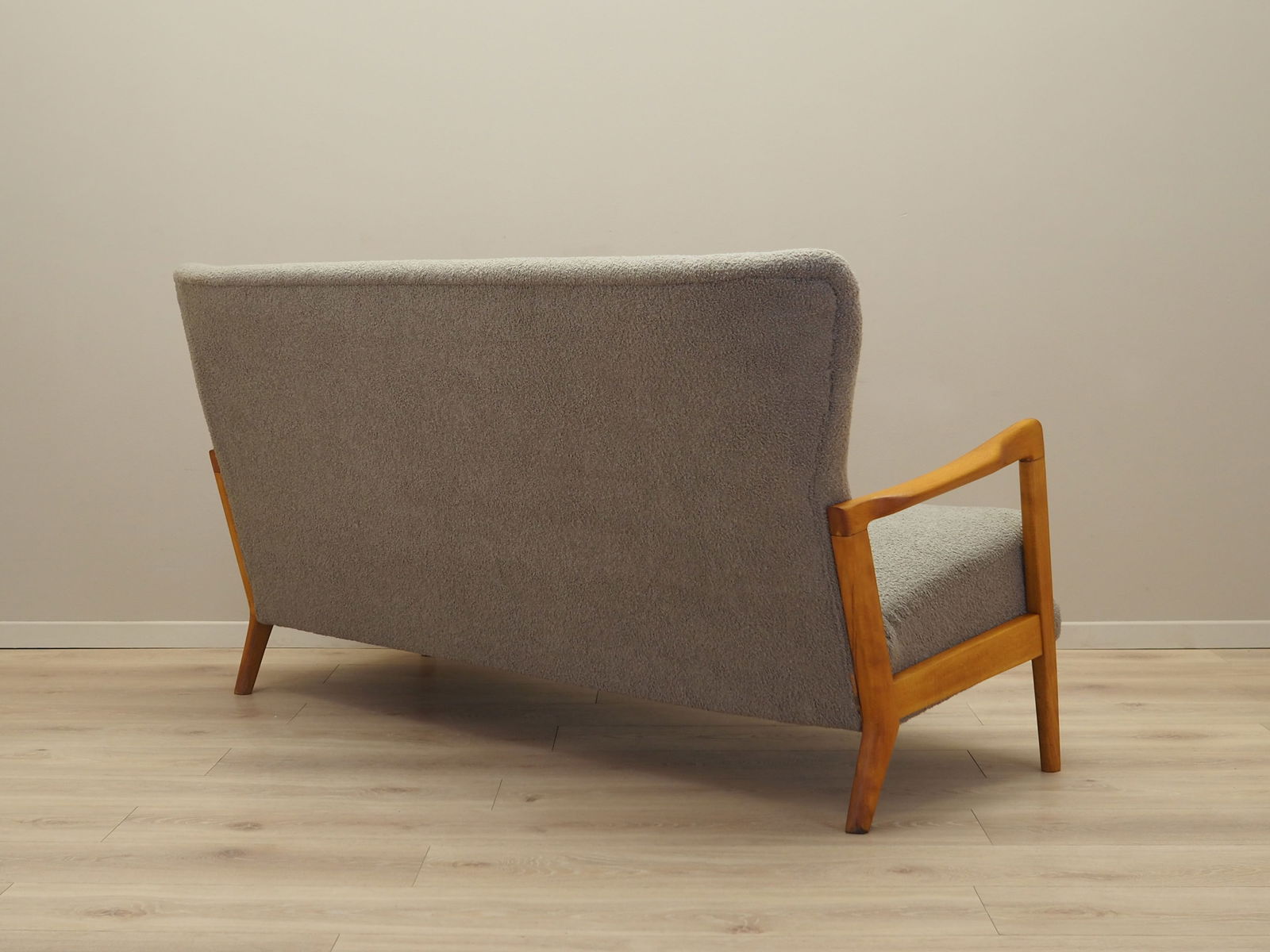 Beech Sofa by Soren Hansen for Fritz Hansen, 1960s - 4