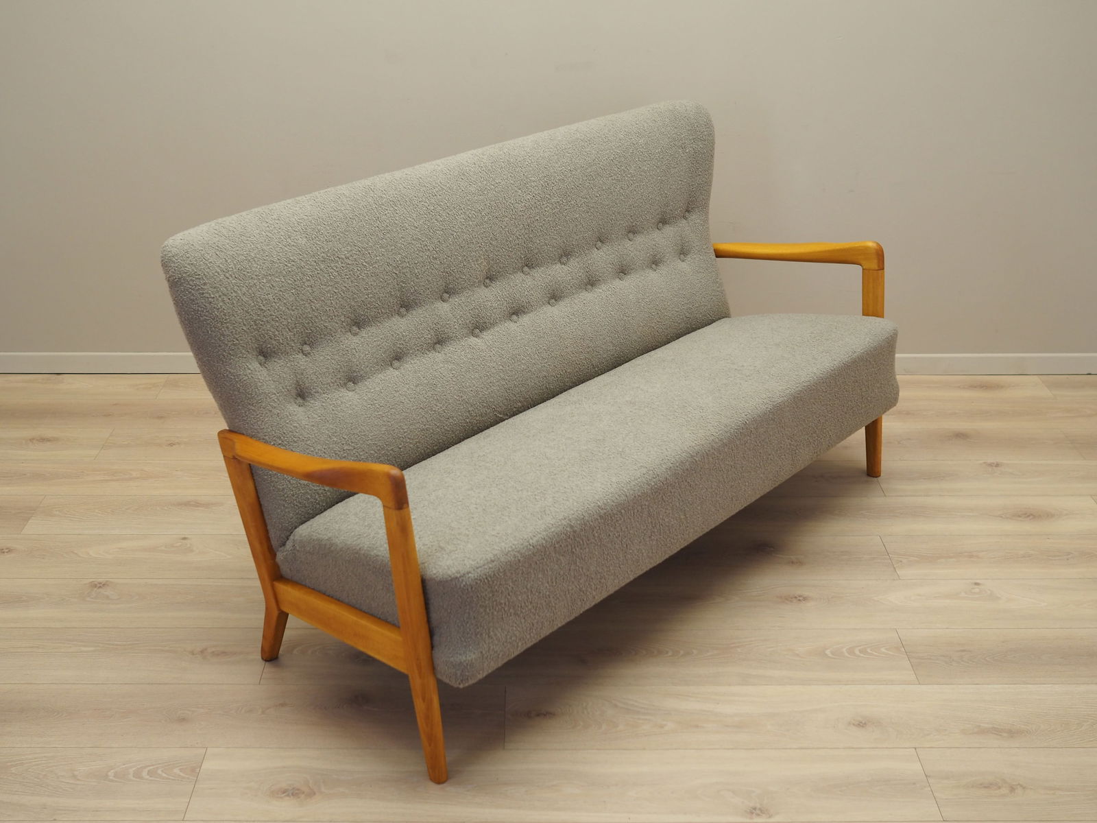 Beech Sofa by Soren Hansen for Fritz Hansen, 1960s - 6
