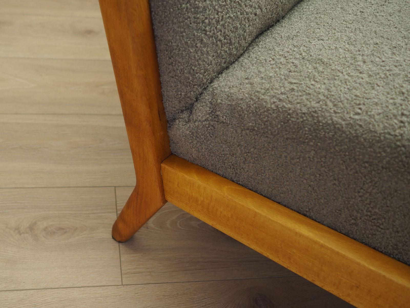 Beech Sofa by Soren Hansen for Fritz Hansen, 1960s - 8