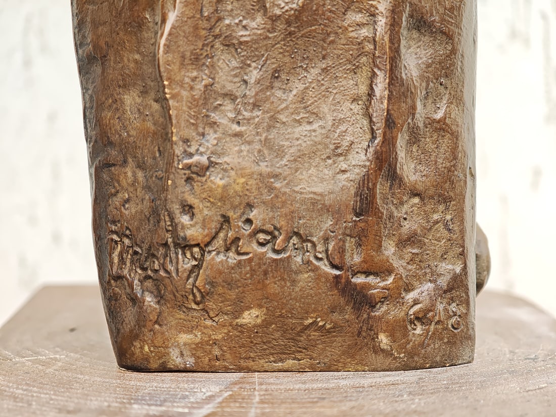 Tête de Jeune Fille à la Frange Bronze Sculpture - 6