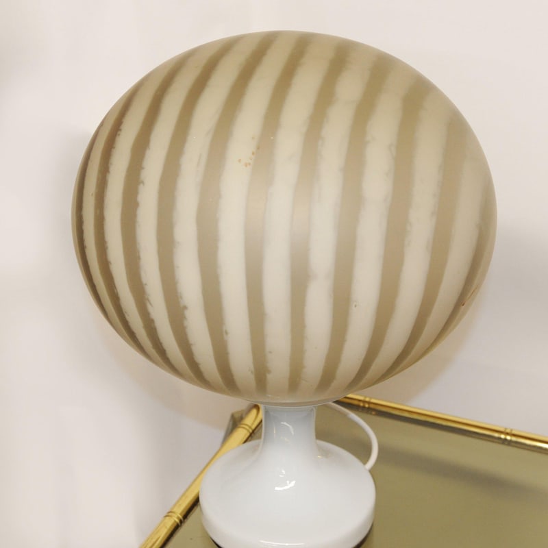 White and Beige Swirl Murano Glass Globe Table Lamp - 3