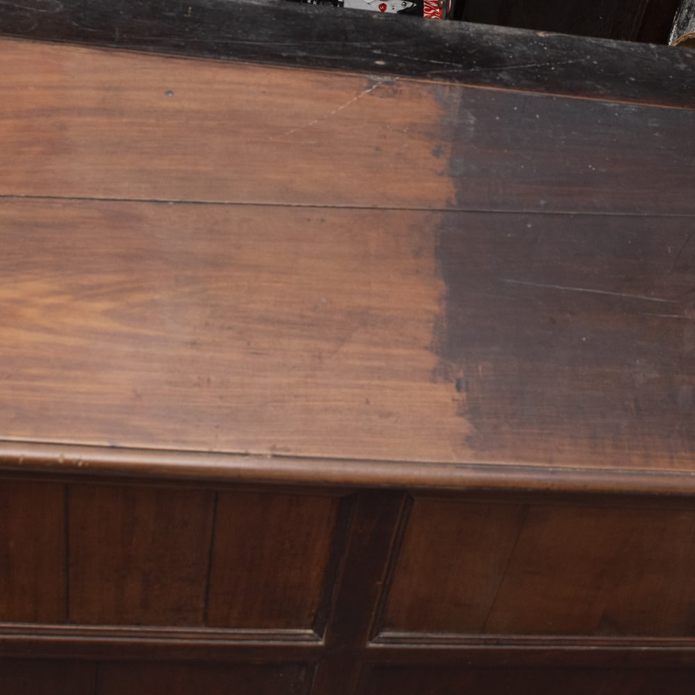 Sideboard in Cherry, 1700s - 8