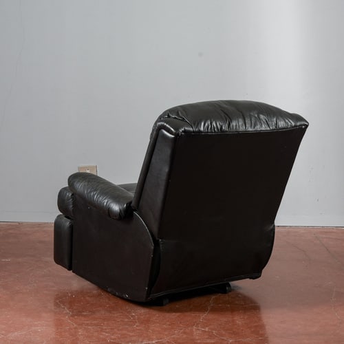 Reclining Black Leather Armchair - 9