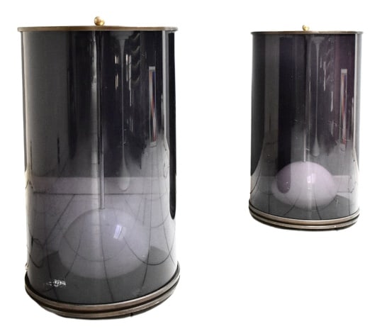 Light Columns in Brass and Acrylic Glass, Set of 2: Pair of light columns. The columns/lamps have a brass and acrylic structure with glass diffusers inside.They can be used as light points and at the same time as columns for elegant support points. Cou