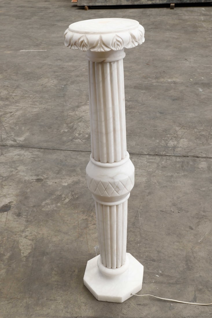 Pedestal Column in White Marble, 1991 - 7