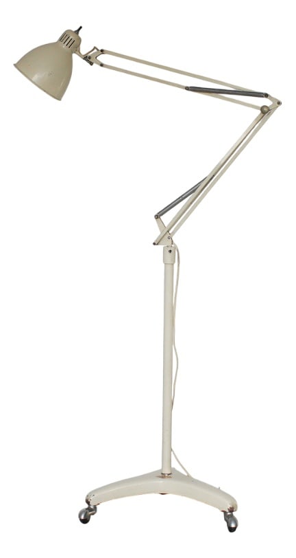 Medical Loft Lamp from LANZONI Bologna, 1960s: A sleek, industrial medical lamp manufactured by LANZONI Bologna – an Italian manufacturer of specialist surgical lamps, renowned for its precision workmanship and minimalist design.The model