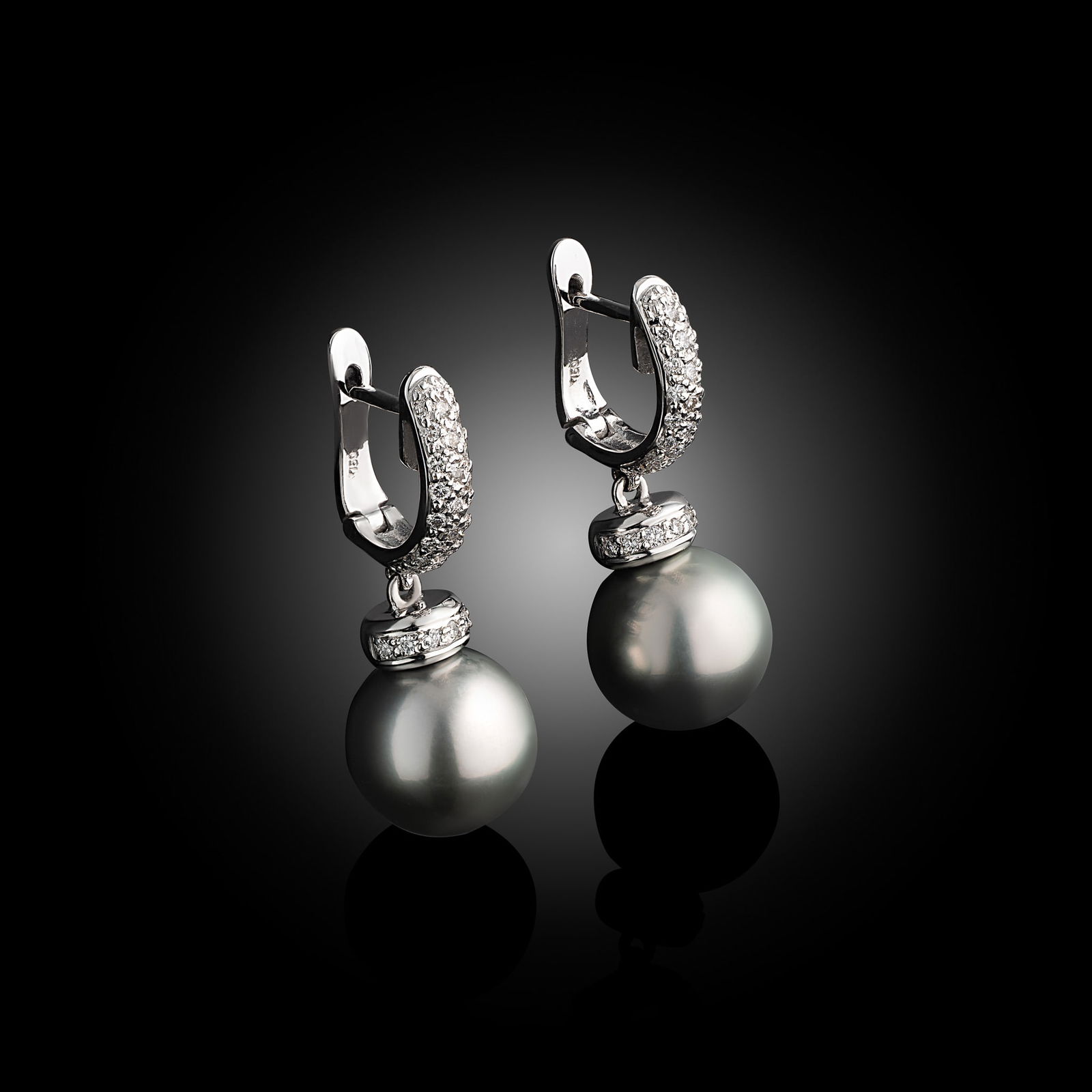 18 Carat Tahitian Pearl And Diamond Hoop Earrings - 2