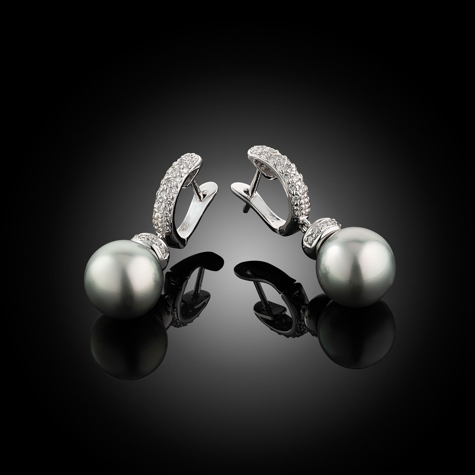 18 Carat Tahitian Pearl And Diamond Hoop Earrings - 3