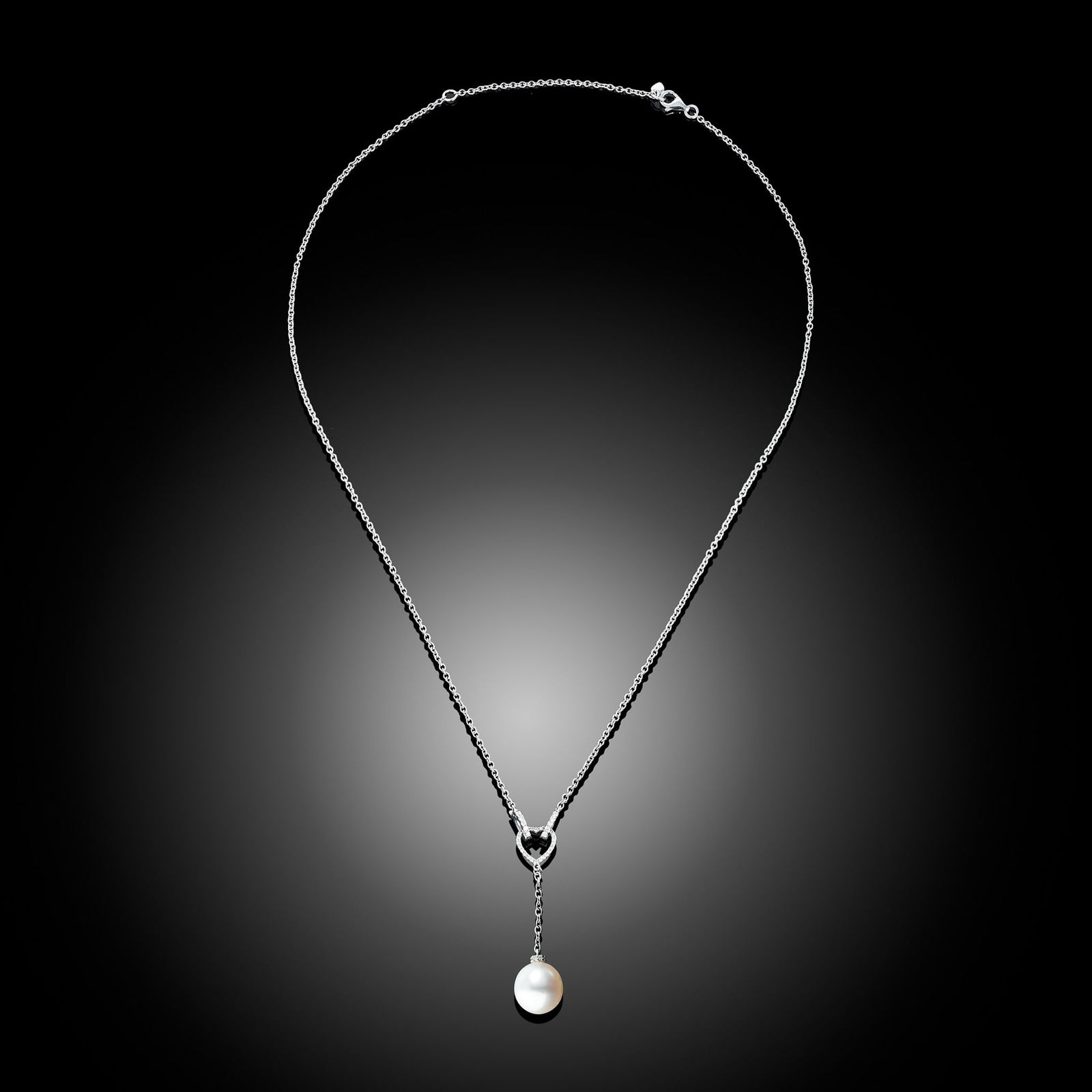 18 Carat South Sea Pearl And Diamond Pendant - 2