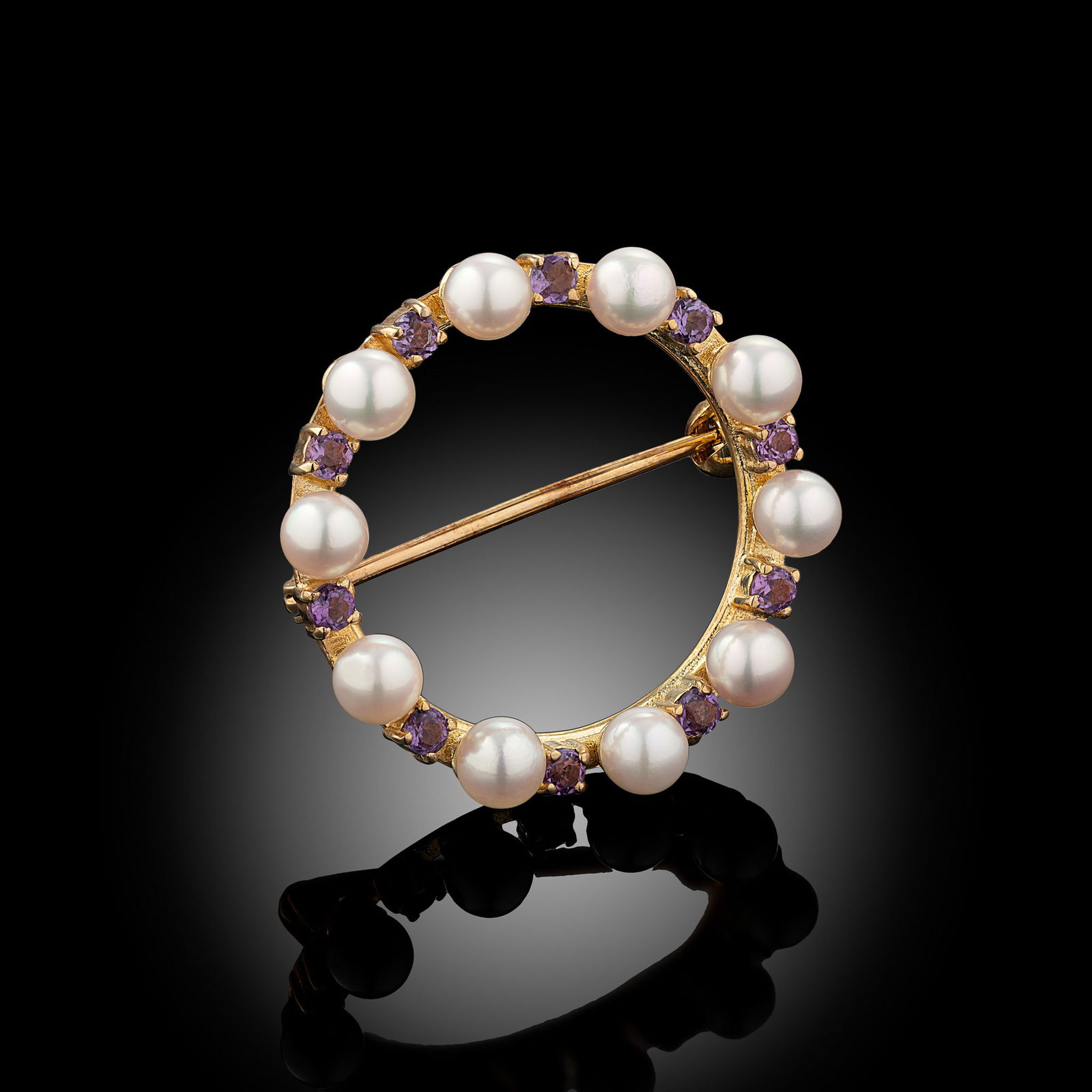18 Carat Akoya Pearl And Amethyst Brooch - 3