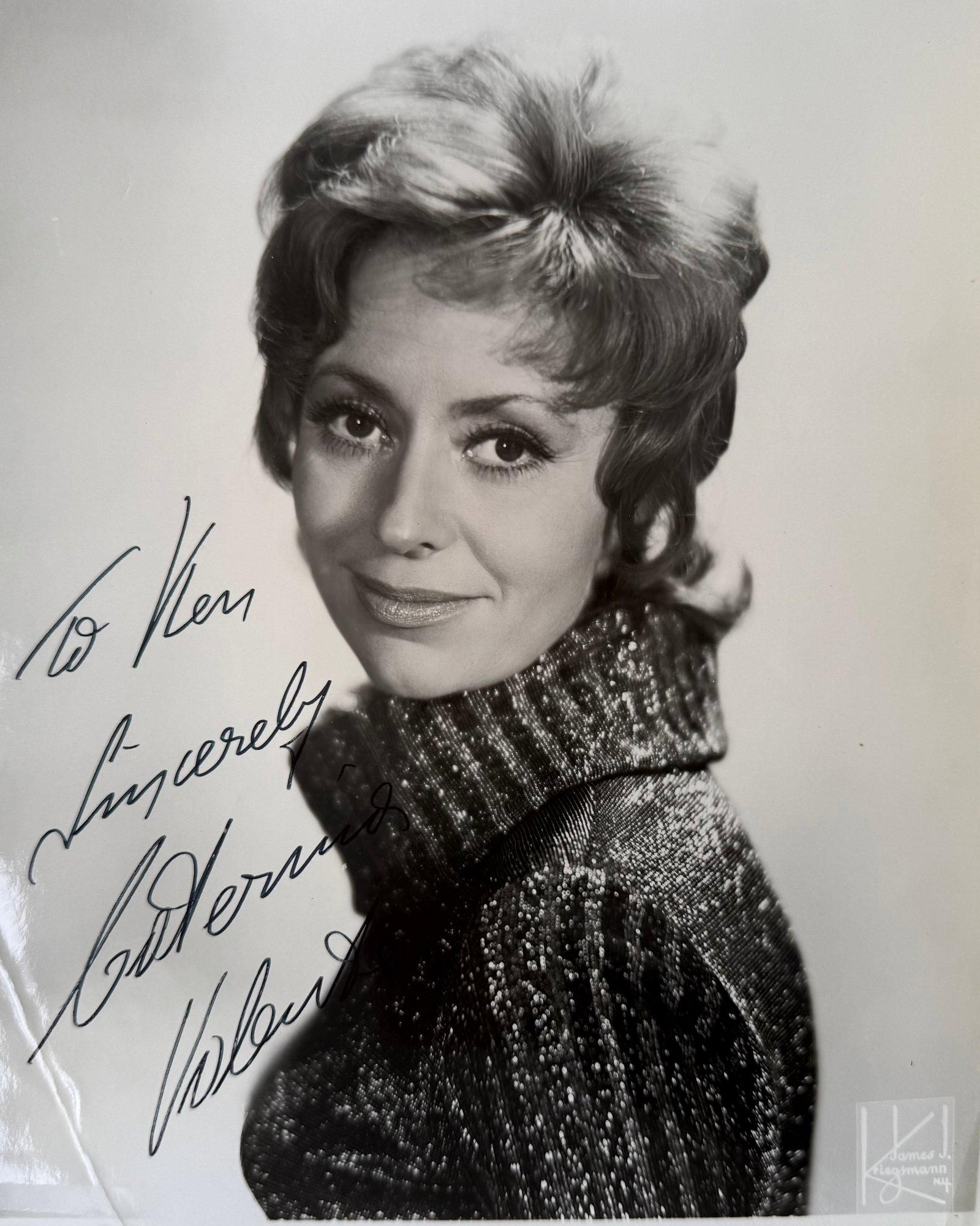 Mixed Lot (15 items) Of Hand Signed Photos of Stars from Stage, Screen and Music, Huge Resale - 12