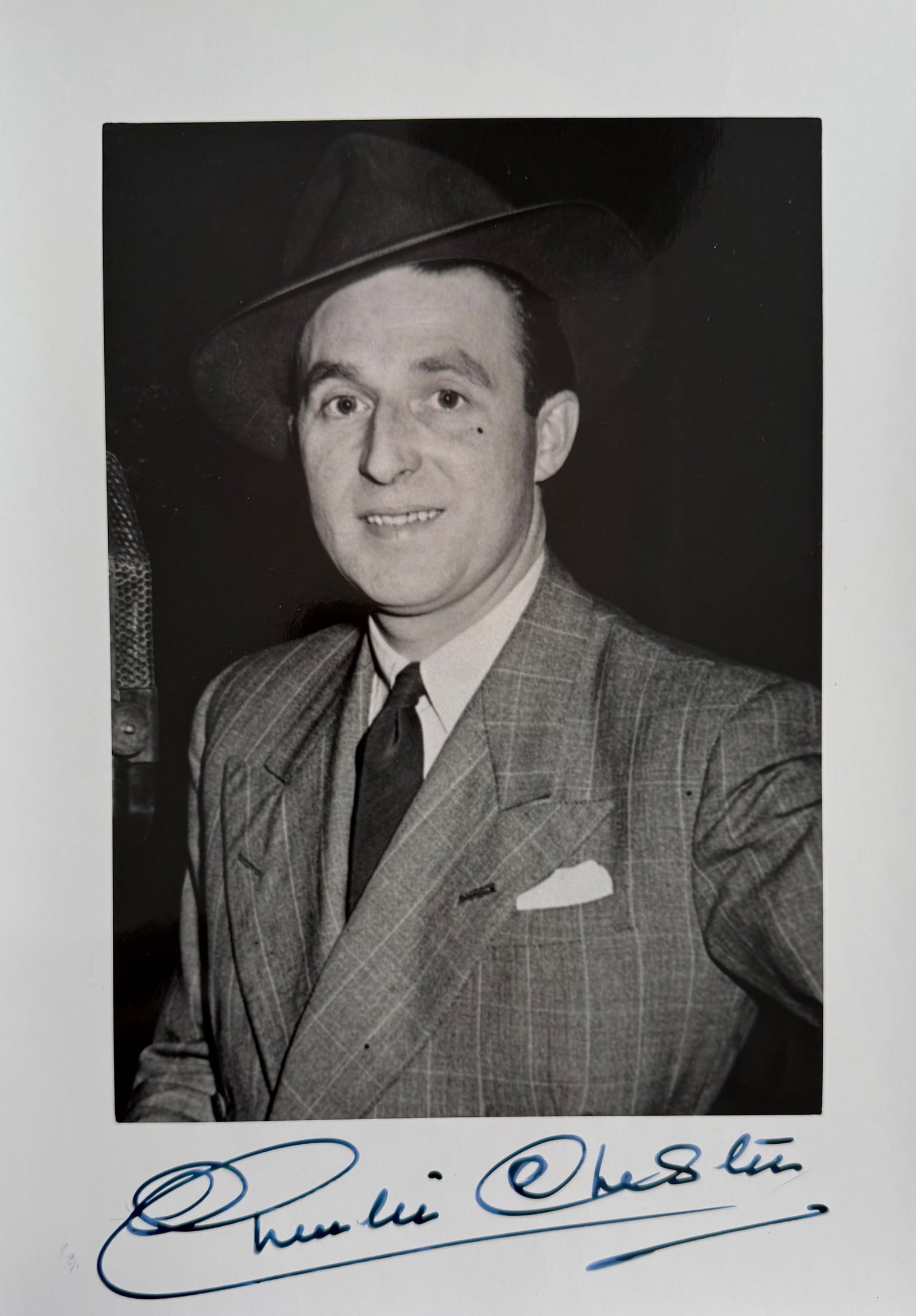Charlie Chester, Hand Signed 25cm x 20cm Official Publicity Photo. COA Supplied On All Items Upon: Charlie Chester, Hand Signed 25cm x 20cm Official Publicity Photo. COA Supplied On All Items Upon Request