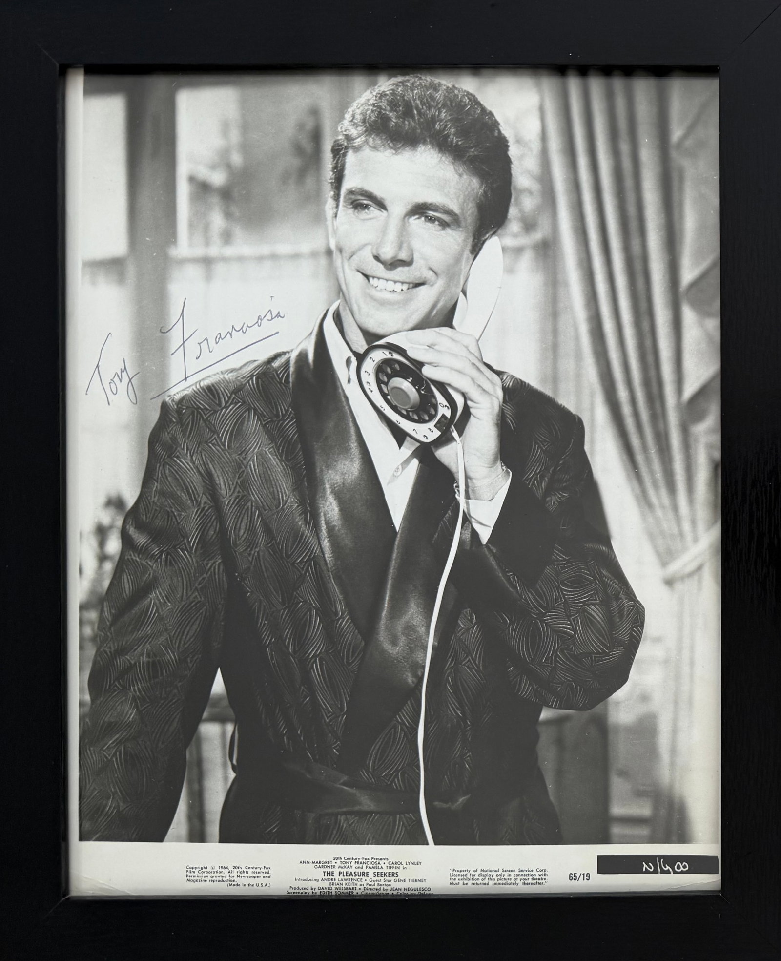 Tony Franciosa, Hand Signed Framed 25cm x 20cm Photo Presentation. COA Supplied On All Items Upon: Tony Franciosa, Hand Signed Framed 25cm x 20cm Photo Presentation. COA Supplied On All Items Upon Request