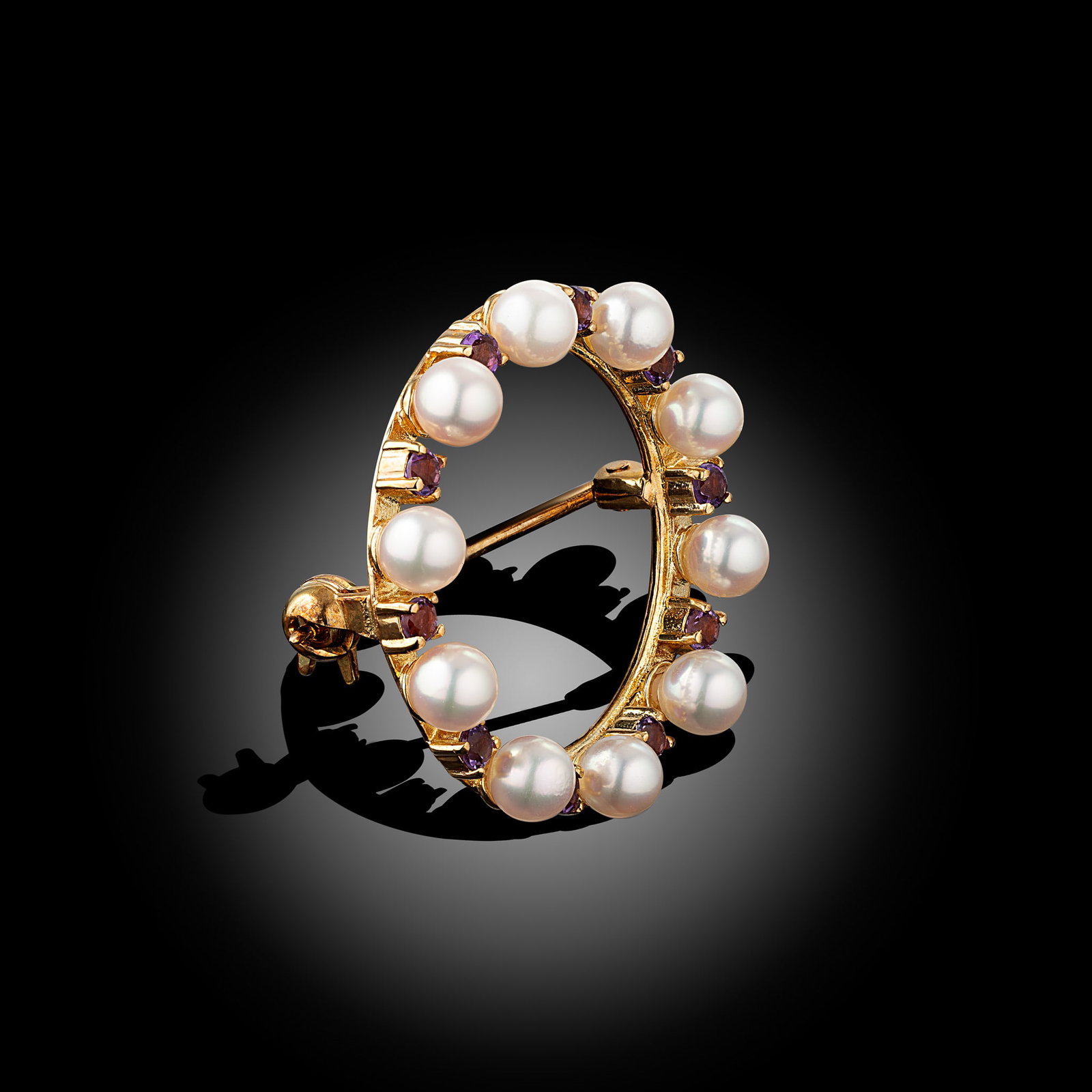 18 Carat Akoya Pearl And Amethyst Brooch - 2