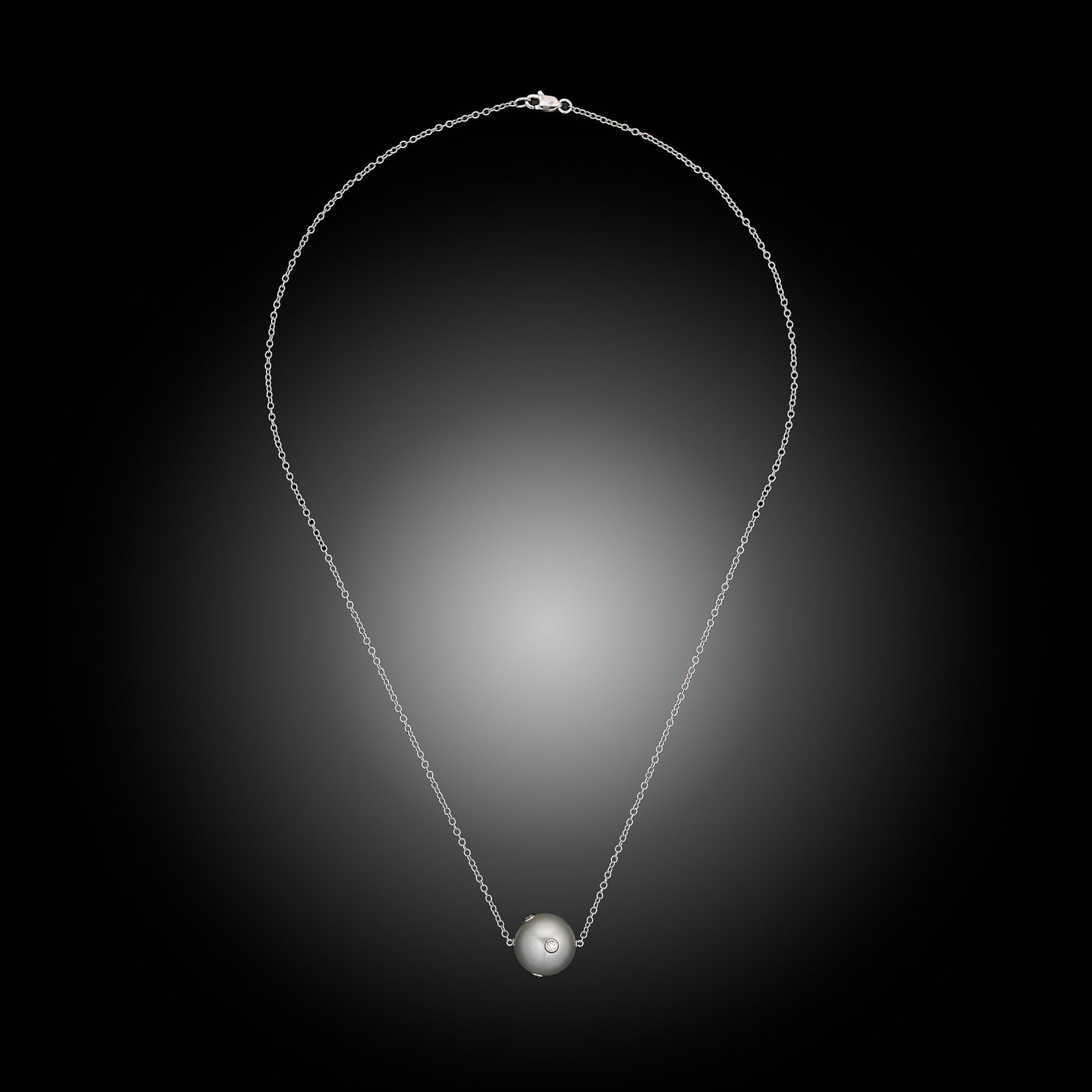 18ct White Gold Diamond Studded Tahitian Pearl Pendant (1 of 3)