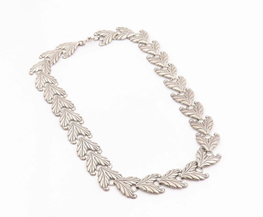 Silver Leaf-Link Necklace - 2