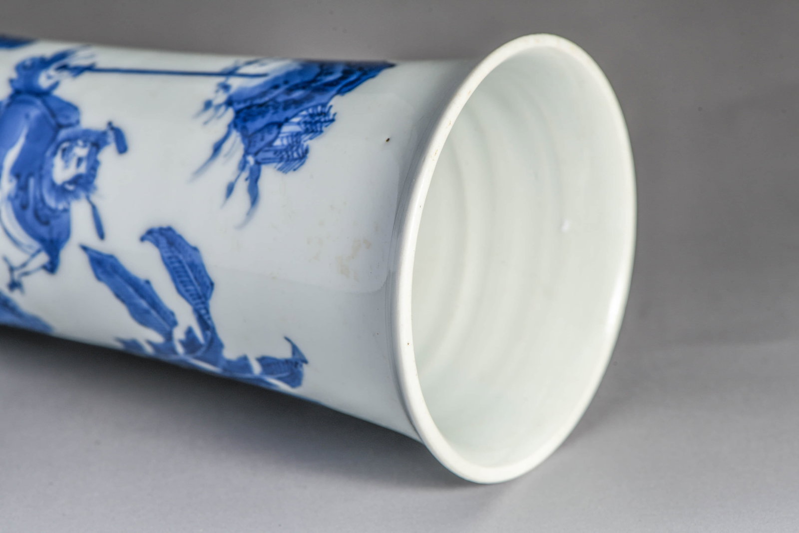 Blue and White Clock? Bestowing Blessings Pattern Vase - 5