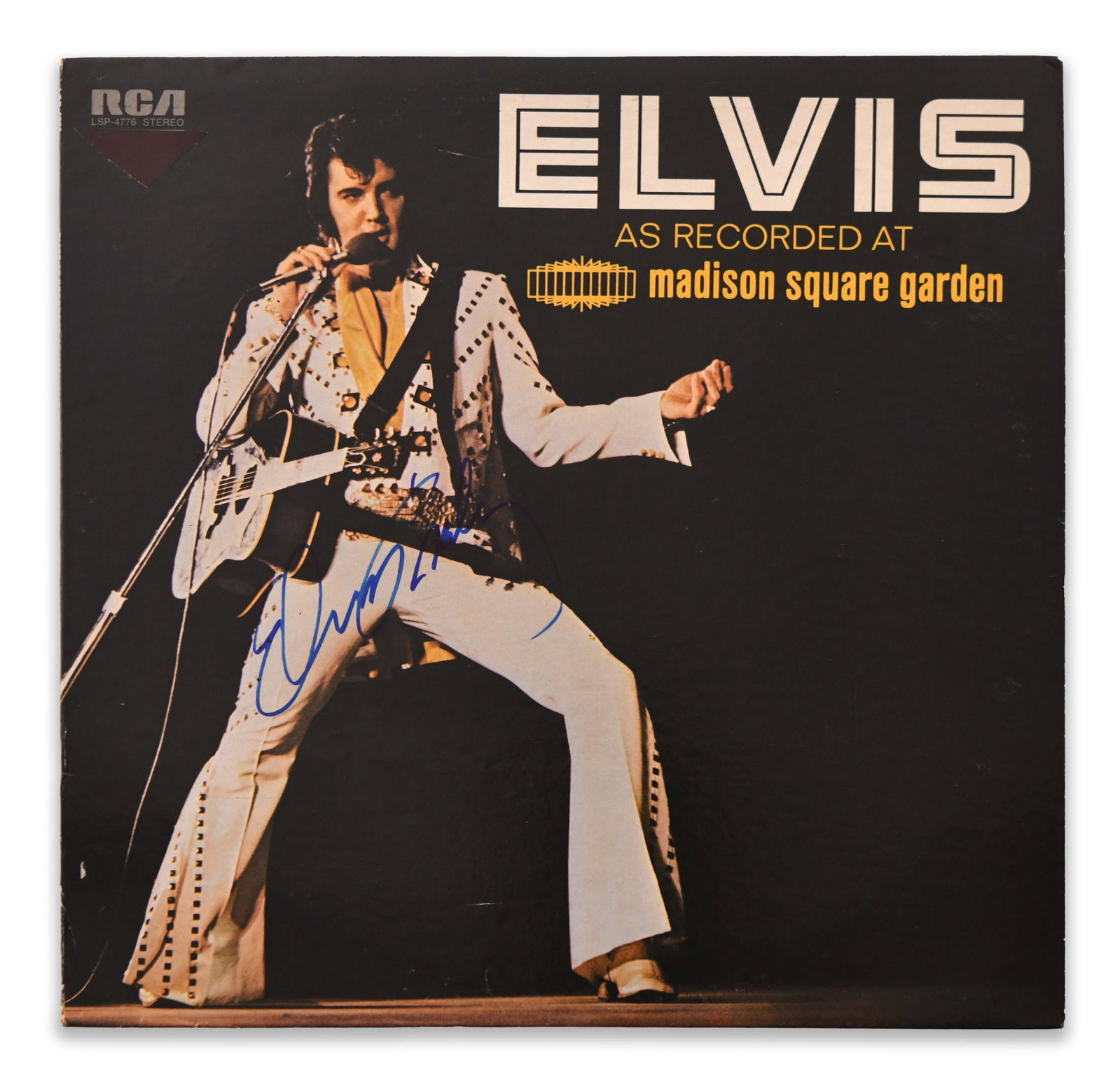 ELVIS PRESLEY - SIGNED ELVIS AS RECORDED AT MADISON SQUARE GARDEN (RCA VICTOR, LSP-4776, STEREO) (1 of 5)