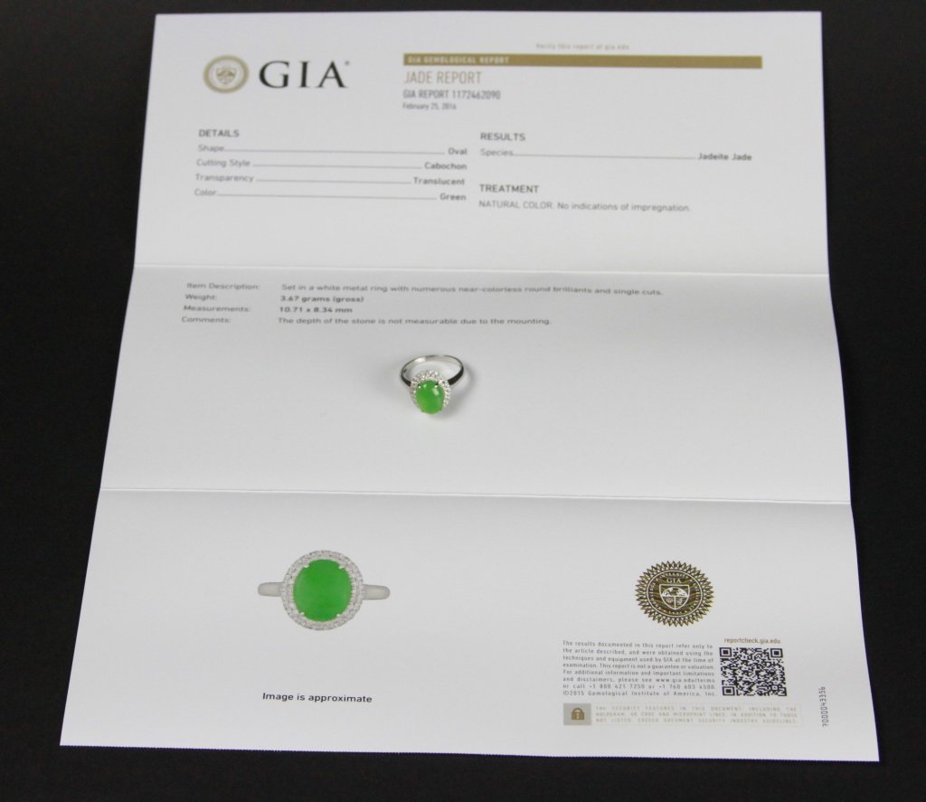 JADEITE WITH GOLD DIAMOND RING (1 of 7)