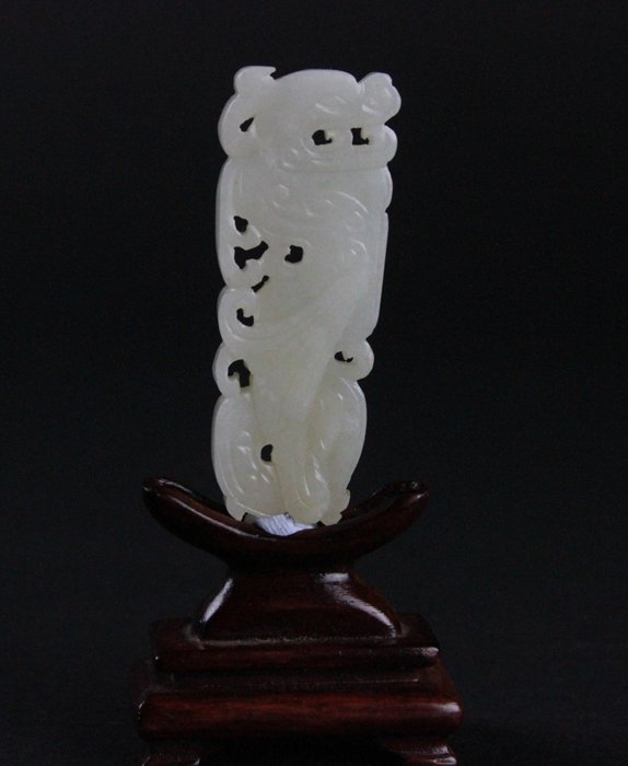 Carved Chinese Jade Article (1 of 5)