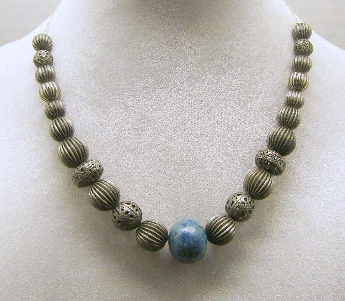 Silver Tone Beads Turquoise Necklace (1 of 3)