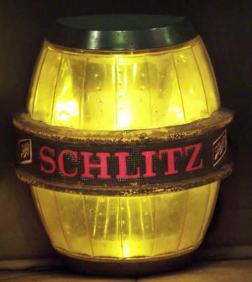 Schlitz Beer Keg Light: Measures 8.5" x 7" Light works.