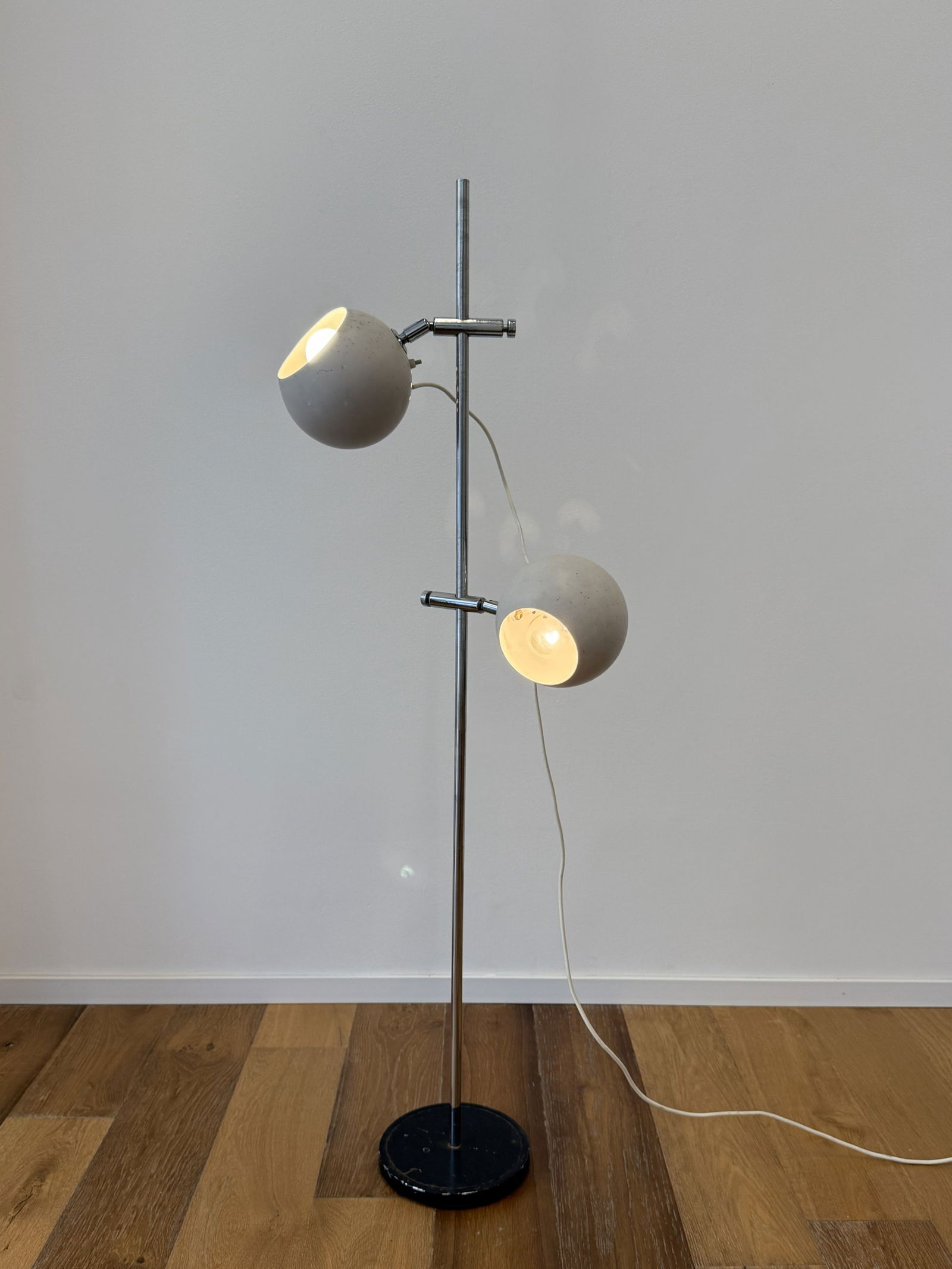 Mid-Century Modern Double Eyeball Floor Lamp, 1970s (1 of 6)