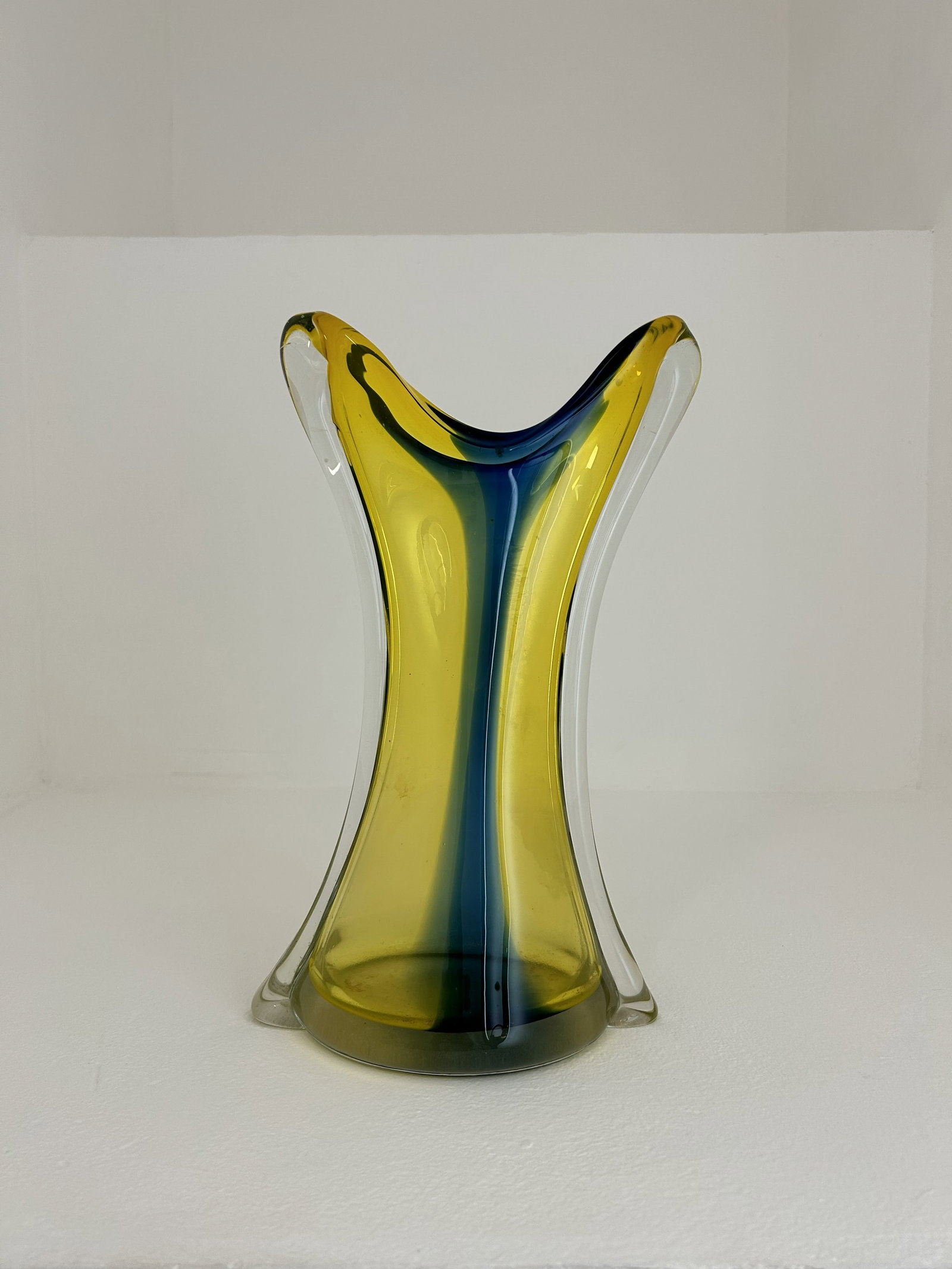 Murano Glass "Blossom" Vase in Yellow and Blue, Italy (1 of 5)