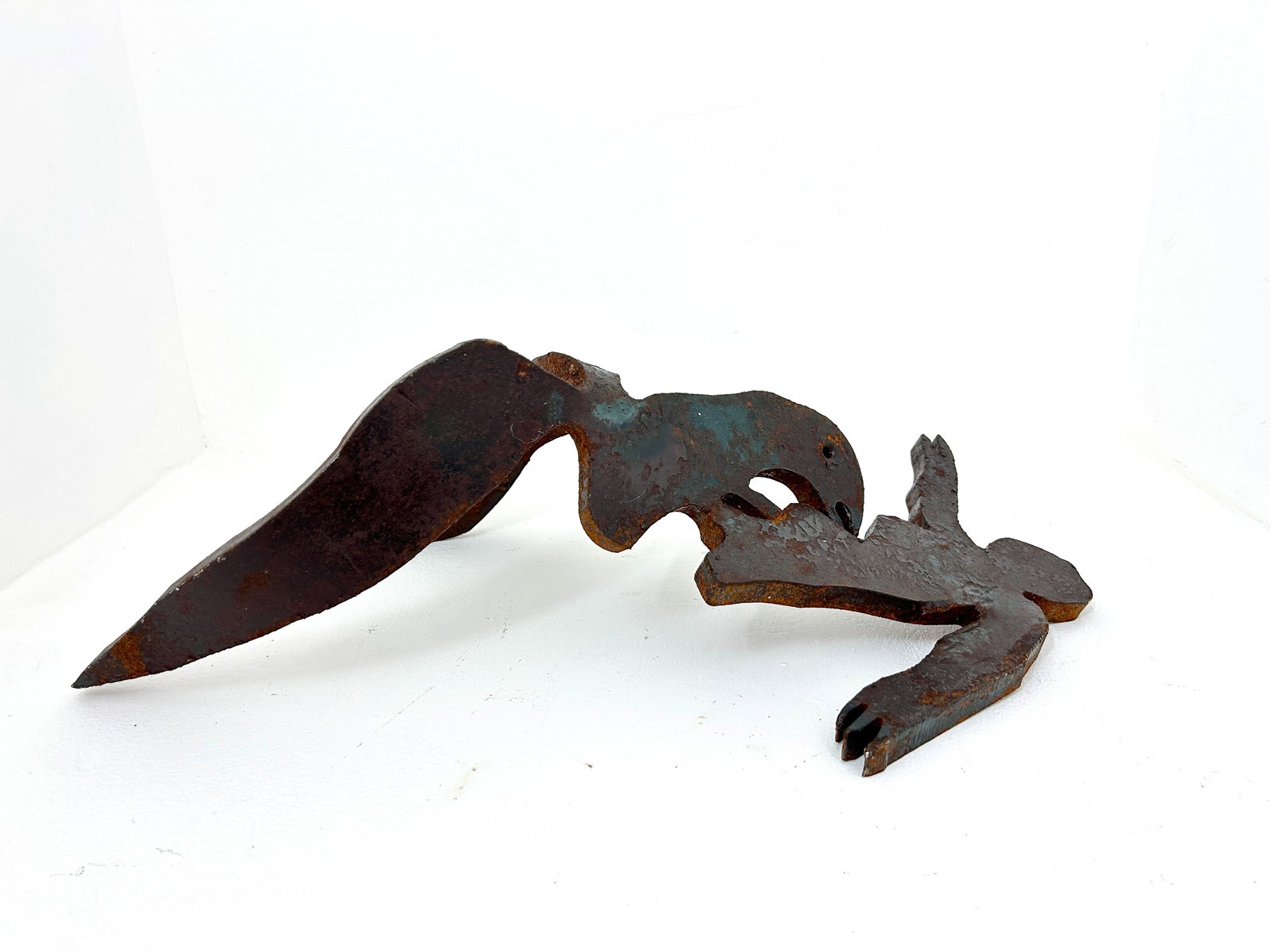 Menashe Kadishman, Israeli - Jewish, Prometheus, Iron Sculpture: Menashe Kadishman Prometheus, thick iron sculpture, 57x18x24 cm, signed. Quality work. Kadishman (1932-2015) was an Israeli painter and sculptor, winner of the Israel Prize in sculpture. Kadishman ded