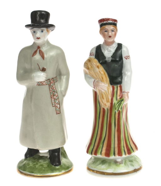 Pair Of Porcelain Figurines Folk Dancers C 1930 Nov 18