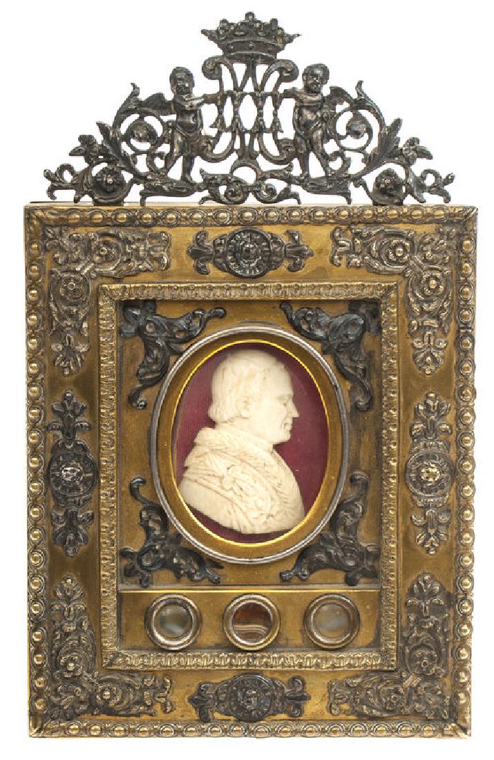 Miniature "Rome Pope": Beginning of 20th century. Bone, brass, silver. 18.5x11.5 cm, internal size 5x4 cm