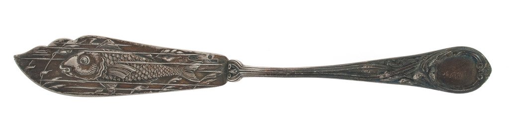 Silver fish knife: End of 19th century. Manufacturer Grachev Brothers, Russia. Silver, 84th proof. Weight 62 grams, length 21 cm
