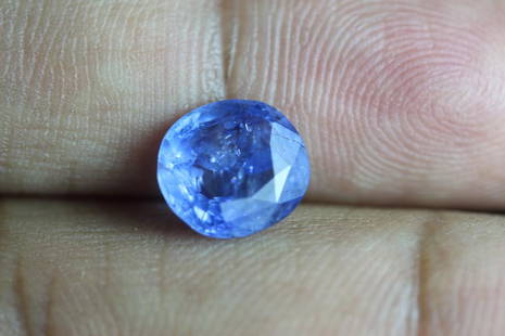 Natural Blue Sapphire 3.43 Cts - no Treatment: Natural Blue Sapphire 3.43 Cts........completely Natural.......Origin - Ceylon