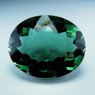 Natural Green Amethyst 22.85 cts - VVS: Natural Green Amethyst 22.85 cts; VVS quality; origin - South America.....Benefits- A green amethyst contains the majority of the healing benefits of a purple amethyst plus some additional traits.