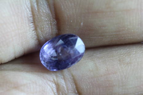 Ceylon Bluish Pink Sapphire ---4.33 Cts - EGL Certified: Ceylon Bluish Pink Sapphire ---4.33 Cts (no Treatment)..very rare. 100% earth mined ,Guranteed not heated or treated in any way;EGL certified.... msrp 1900