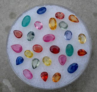 Mix Gems Emerald Ruby & Sapphire 5 carats Plus: Mix Gems Emerald Ruby & Sapphire 5 carats Plus......round, ovals & Pears...multi color; This mixed lot is by carat weight....not by piece count.